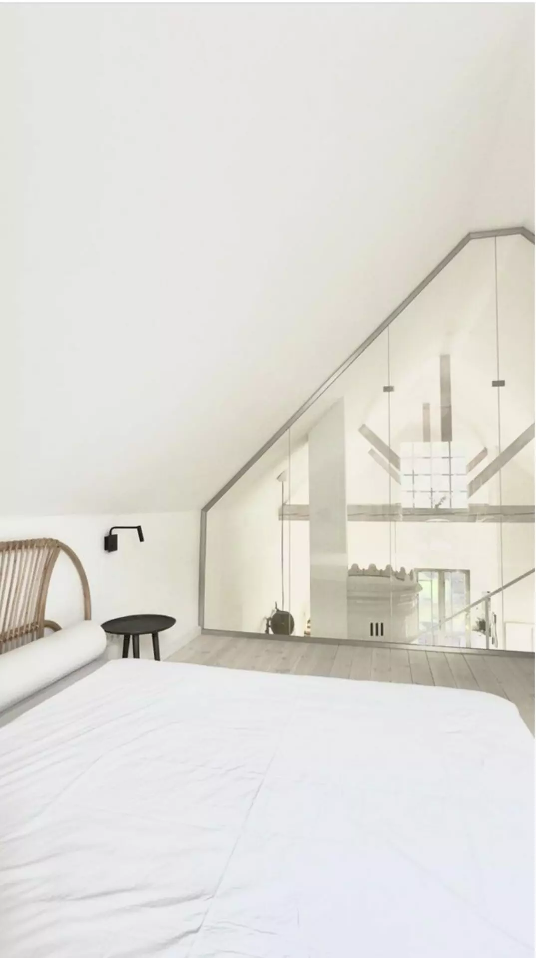 House Of 1800 M² With Off-grid Features In Káli Basin