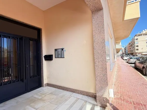 Apartment Of 63 M² In Torrevieja, Spain