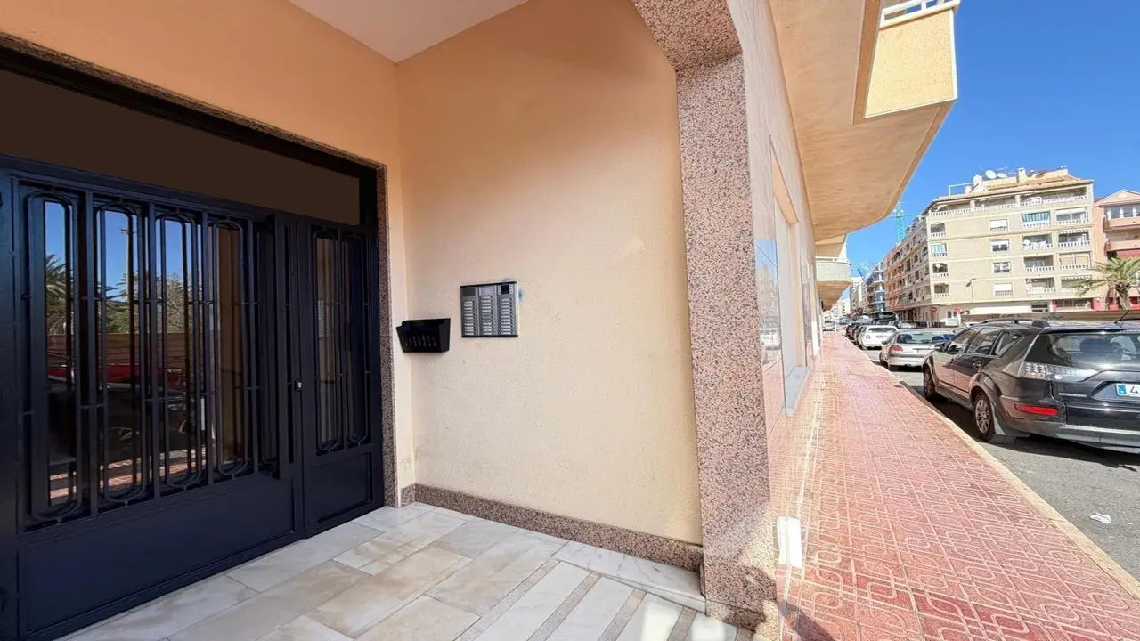 Apartment Of 63 M² In Torrevieja, Spain