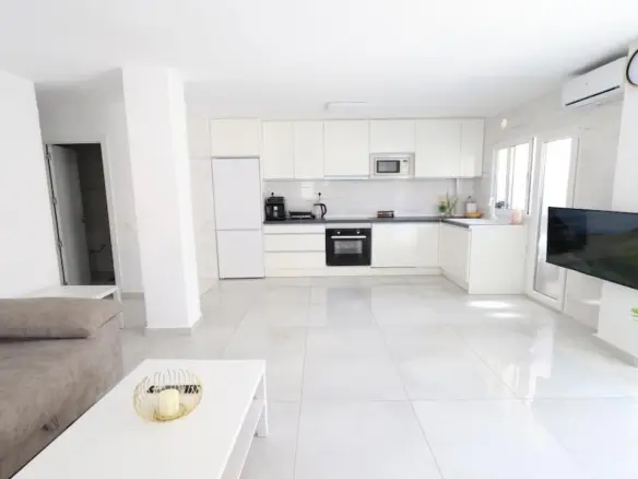 Apartment Of 108 M² In Torrevieja, Spain