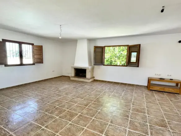 Villa Of 162 M² In Catral, Spain
