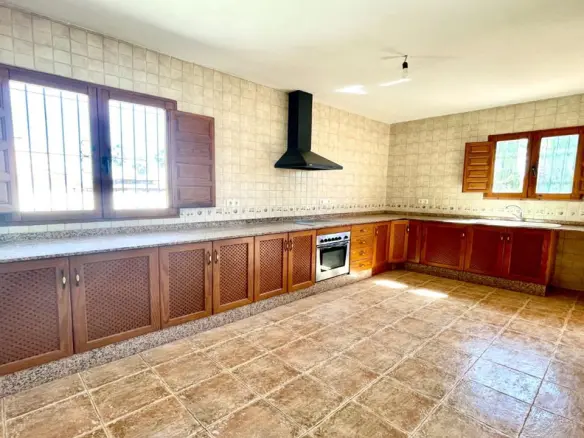 Villa Of 162 M² In Catral, Spain