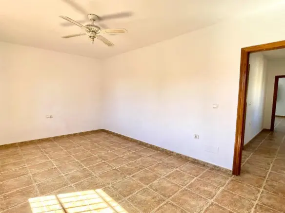 Villa Of 162 M² In Catral, Spain