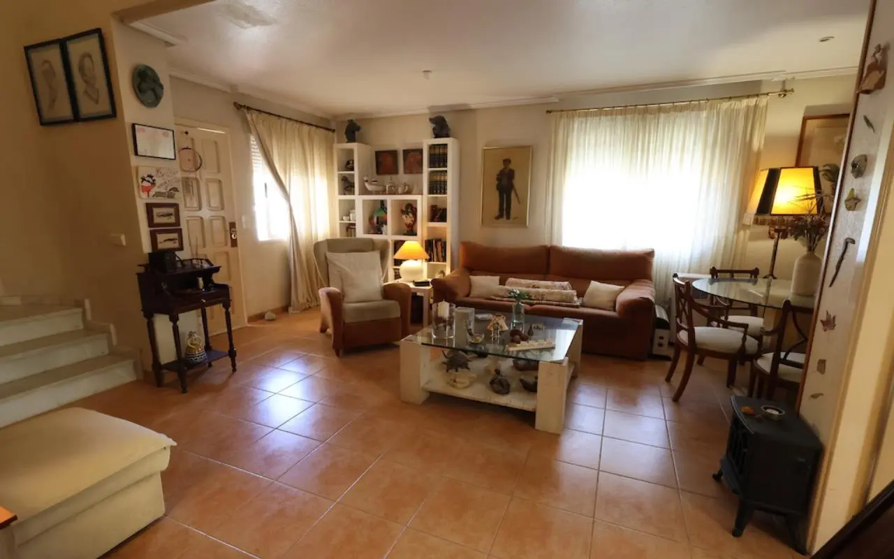 Villa Of 98 M² In Punta Prima, Spain