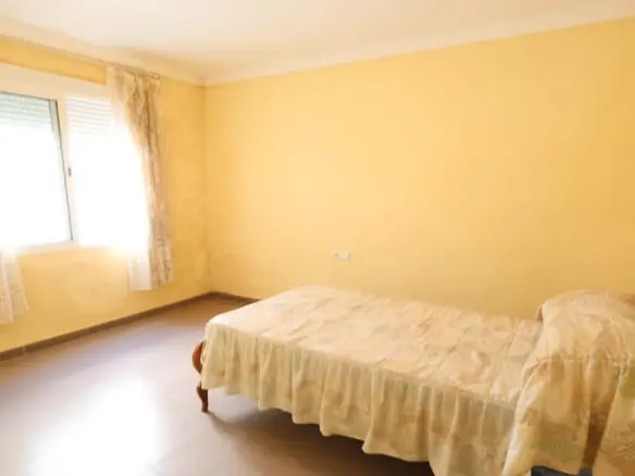 Apartment Of 105 M² In Torrevieja, Spain