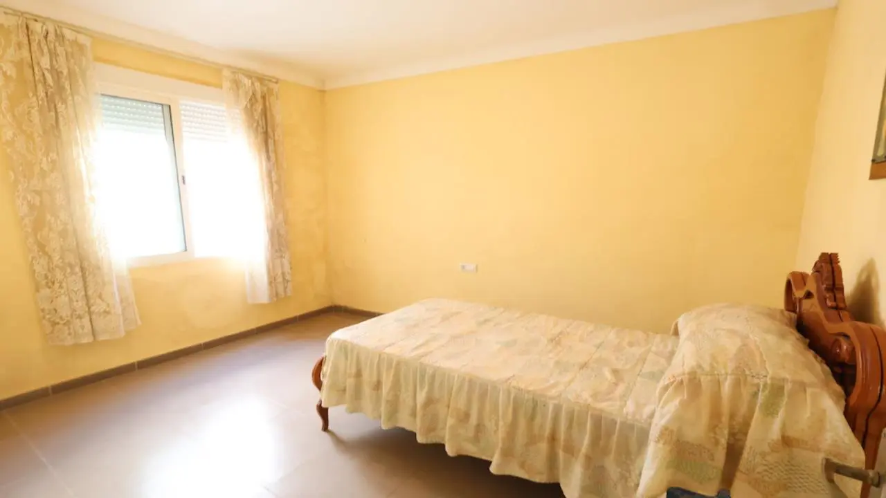Apartment Of 105 M² In Torrevieja, Spain