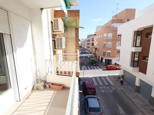 Apartment Of 105 M² In Torrevieja, Spain