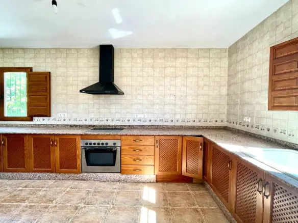 Villa Of 162 M² In Catral, Spain