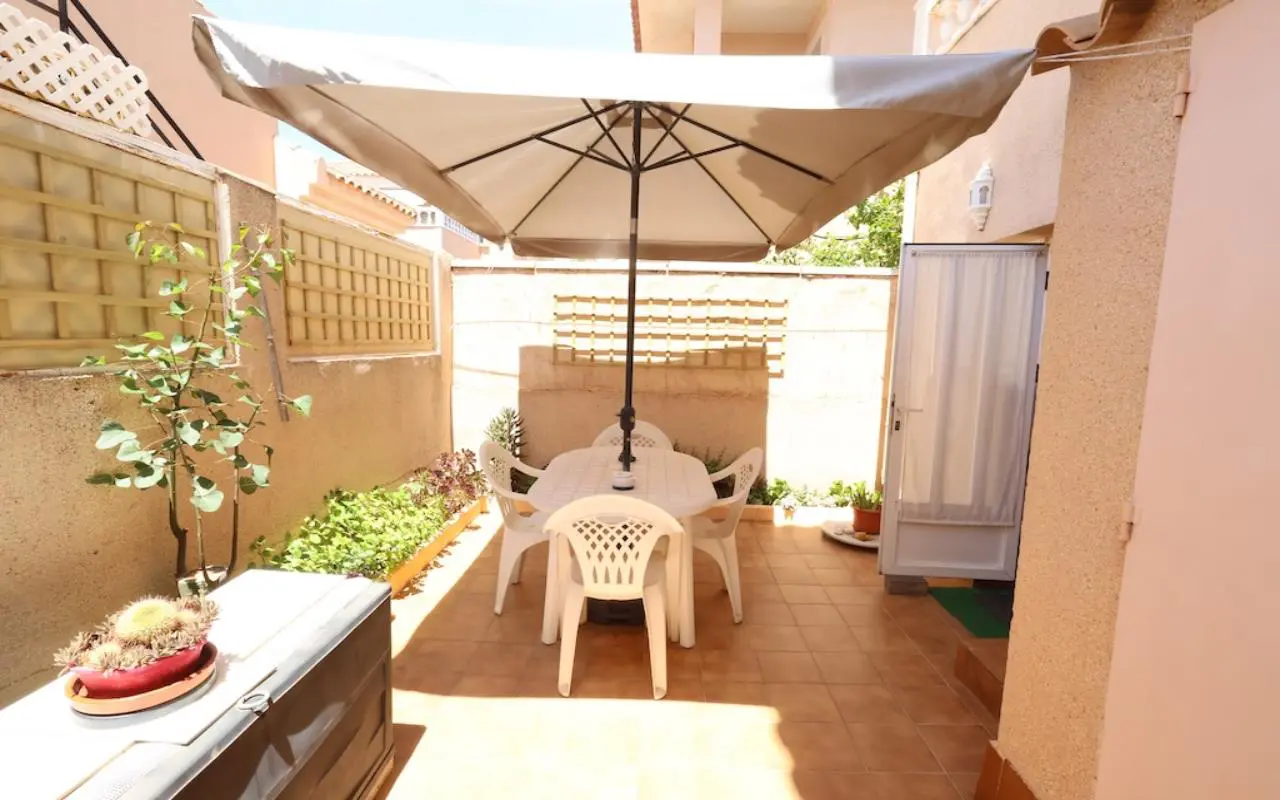 Villa Of 98 M² In Punta Prima, Spain