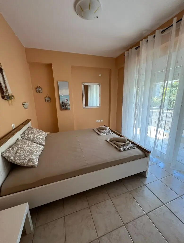 3-bedroom Flat In Kassandra, Greece (90 M²)