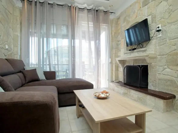 3-bedroom Flat In Kassandra, Greece (90 M²)