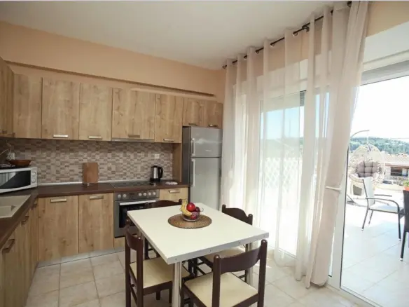3-bedroom Flat In Kassandra, Greece (90 M²)