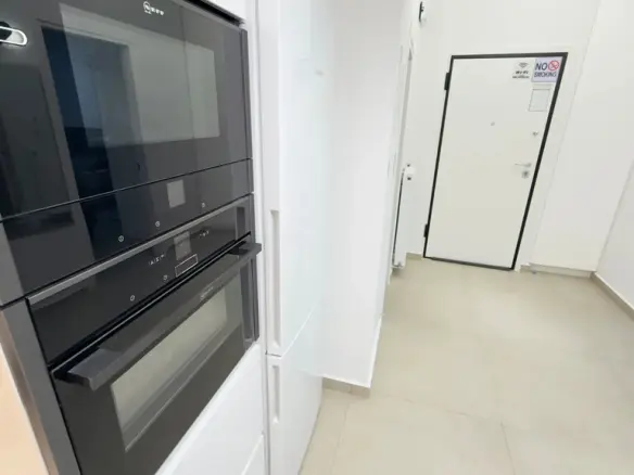 1-bedroom Flat In Alimos, Greece (54 M²)