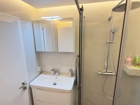 1-bedroom Flat In Alimos, Greece (54 M²)