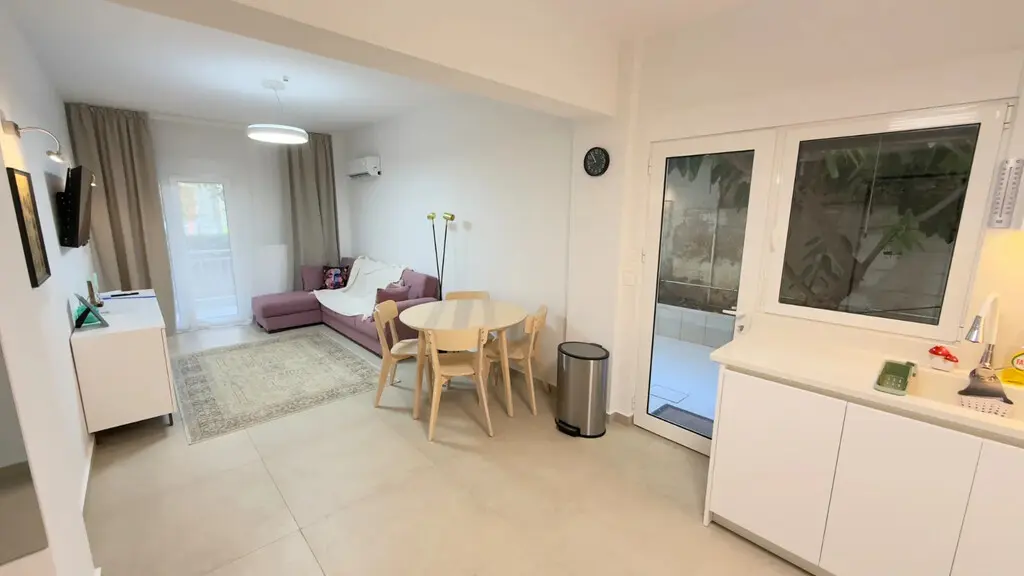 Flat Of 54 M² In Athens