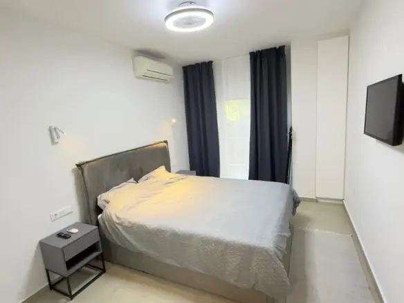 1-bedroom Flat In Alimos, Greece (54 M²)