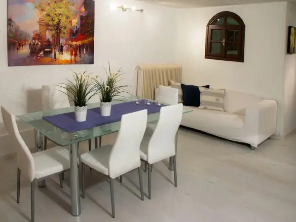 8-bedroom Detached House In Rafina, Greece (370 M²)