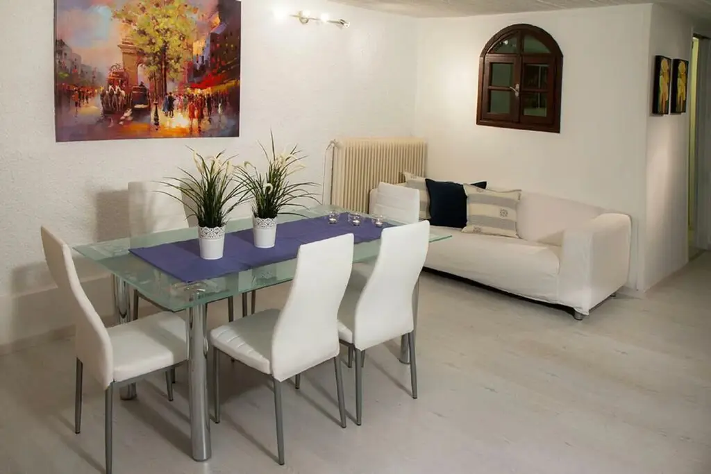 Detached House Of 370 M² In Attica