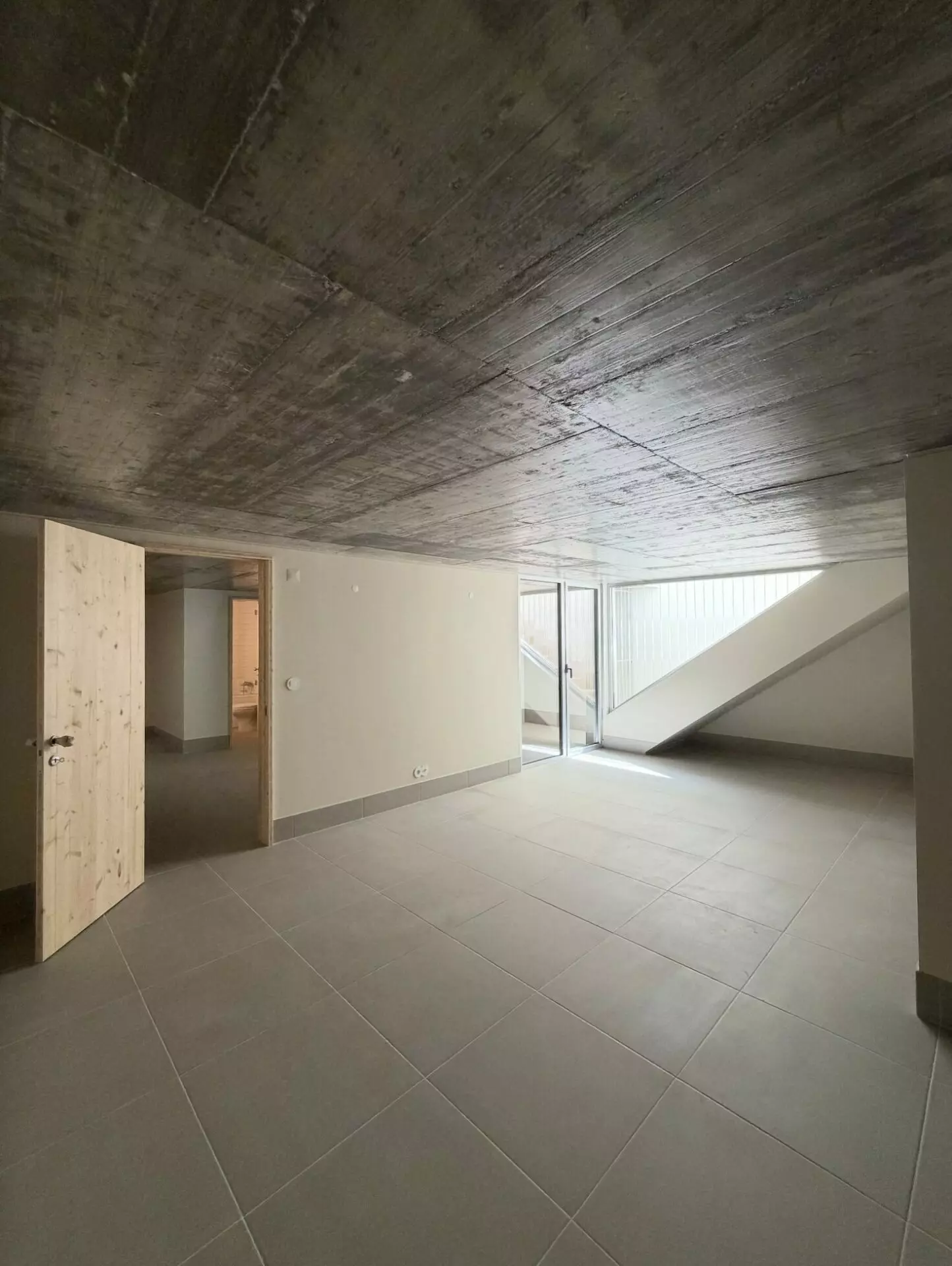 House With 3 Floors T4 + 1 Almada /portugal