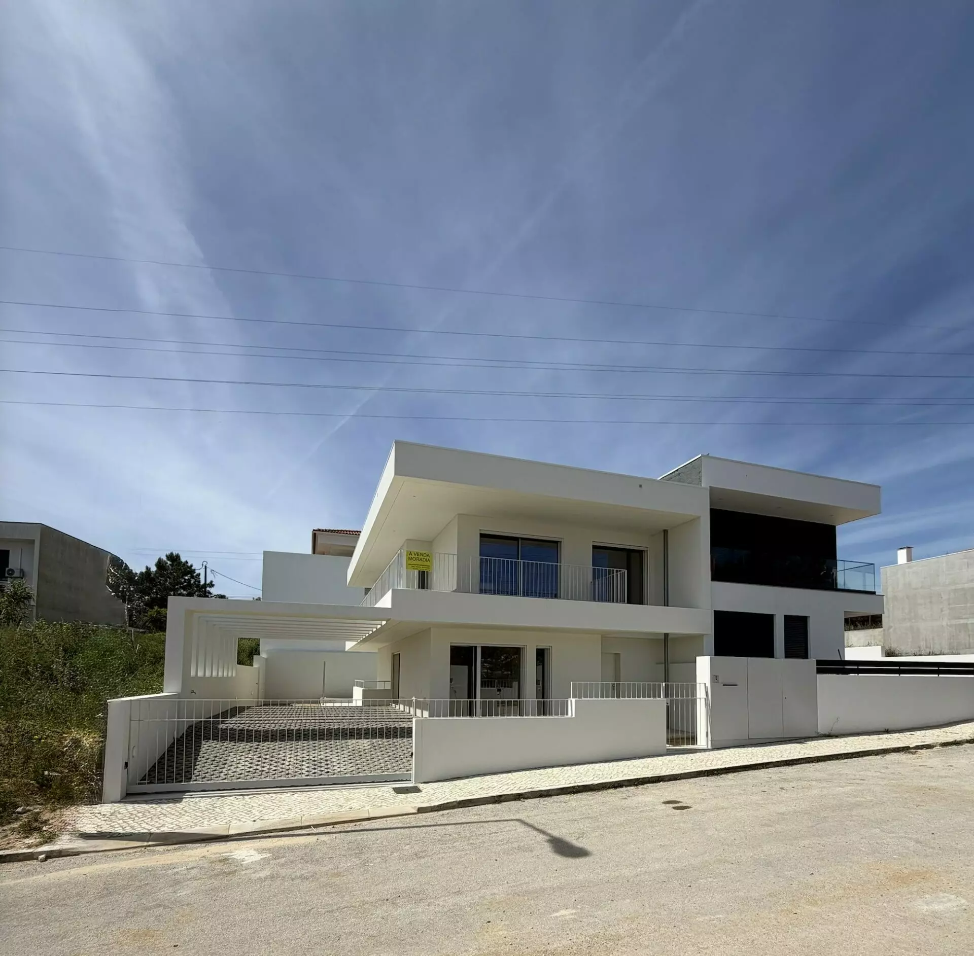 House With 3 Floors T4 + 1 Almada /portugal