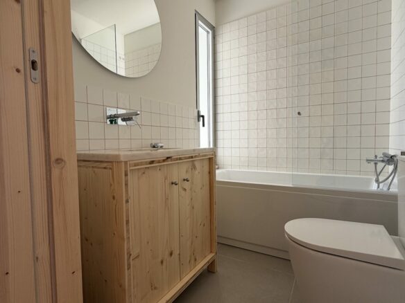 House With 3 Floors T4 + 1 Almada /portugal