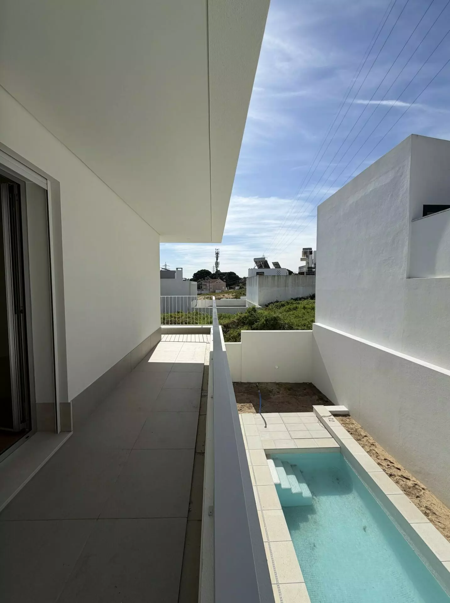 House With 3 Floors T4 + 1 Almada /portugal