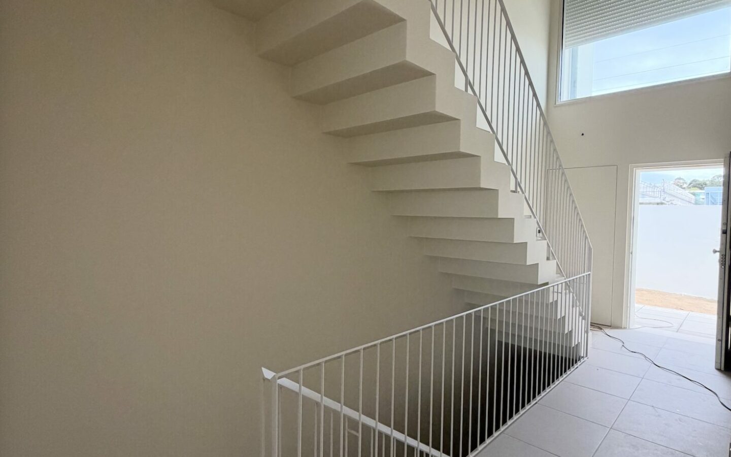 House With 3 Floors T4 + 1 Almada /portugal
