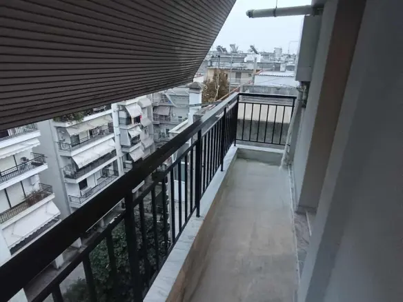 3-bedroom Flat In Charilaou, Greece (103 M²)