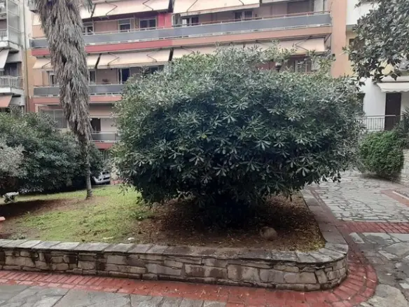 1-bedroom Flat In Ano Poli, Greece (47 M²)