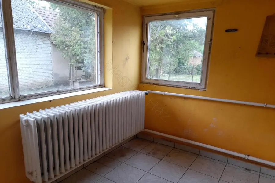 House Of 100 M² With Garden In Rinyaújlak, Somogy