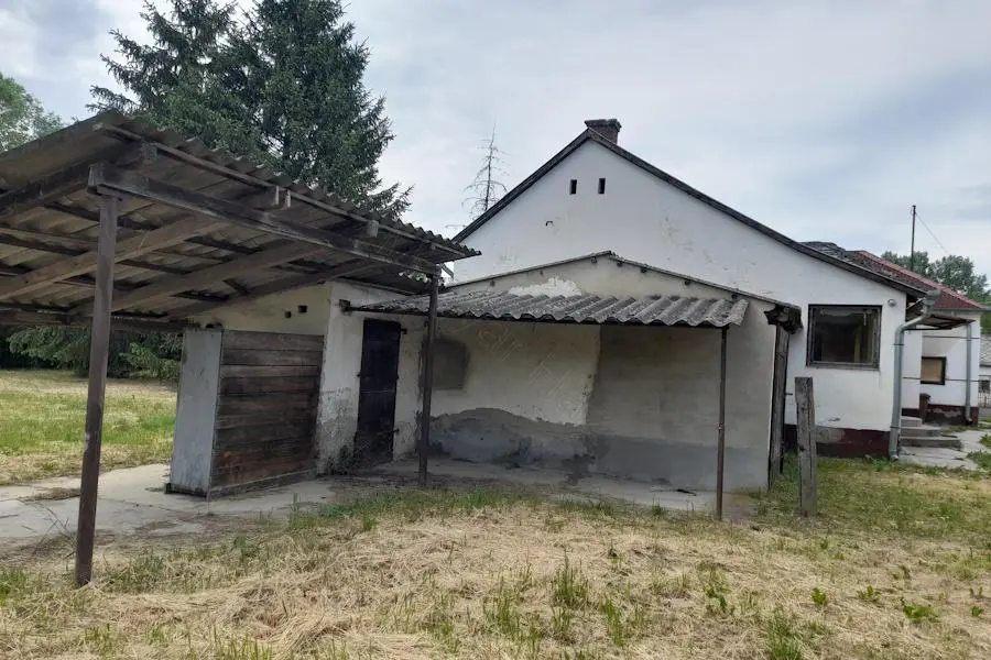 House Of 100 M² With Garden In Rinyaújlak, Somogy
