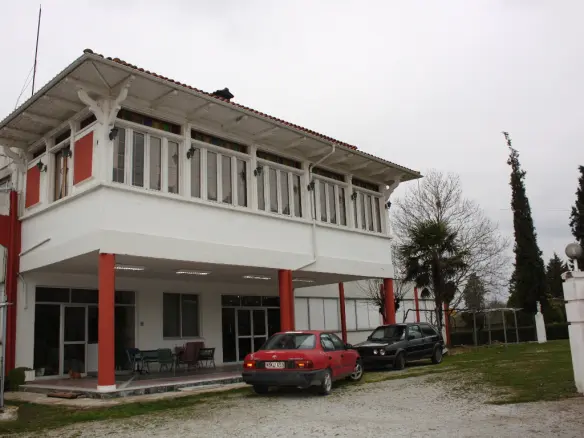 Building Of 1700 M² In Thessaloniki