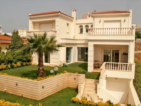 Villa Of 385 M² In Attica