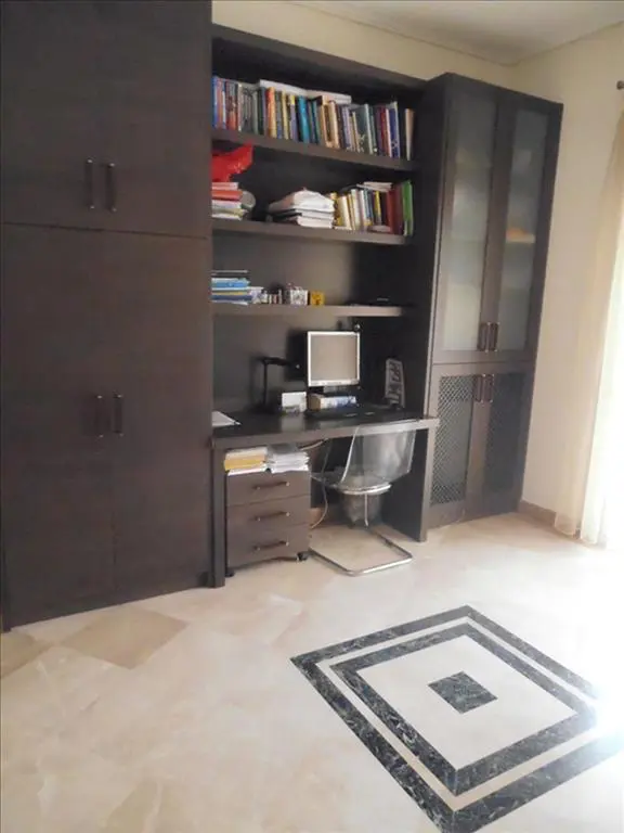 Villa Of 385 M² In Attica