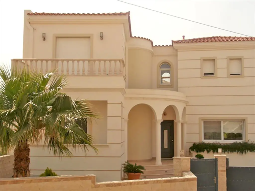 Villa Of 385 M² In Attica