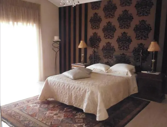 4-bedroom Villa In Markopoulo, Greece (385 M²)