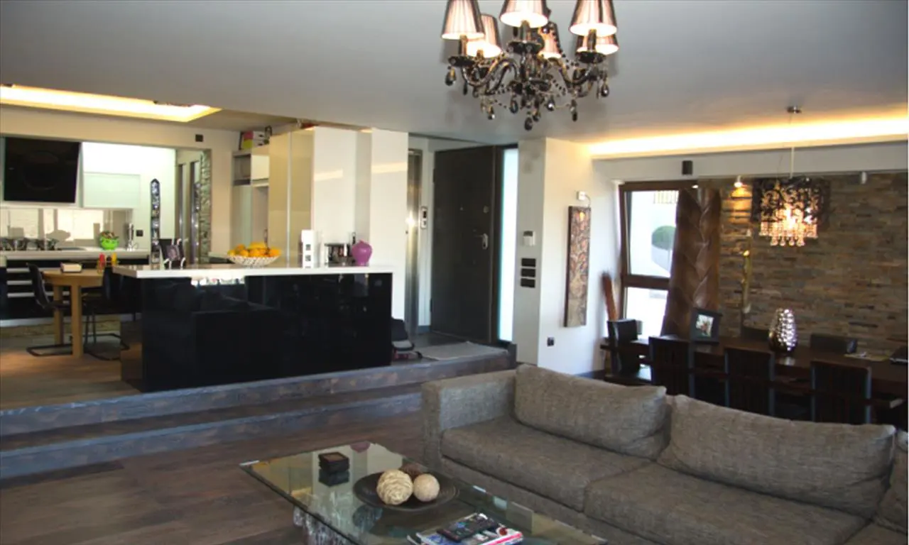 Villa Of 870 M² In Attica