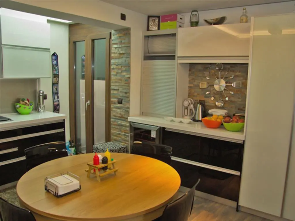 Villa Of 870 M² In Attica