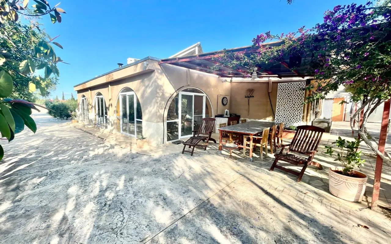 Country House Of 300 M² In Crevillent, Spain