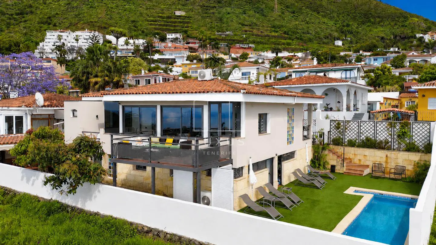 Villa Of 200 M² In La Orotava, Spain