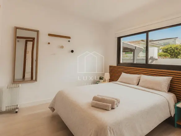 4-bedroom Villa In La Orotava, Spain (200 M²)