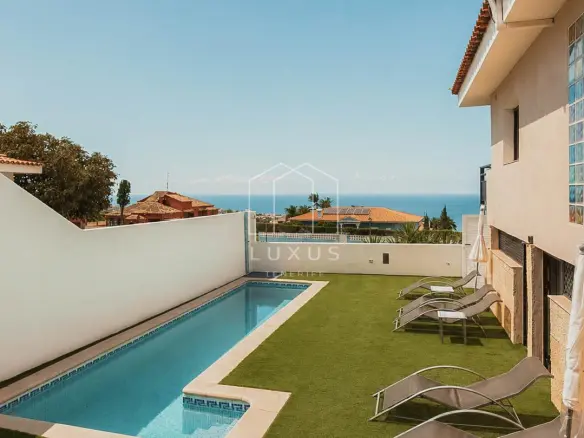 4-bedroom Villa In La Orotava, Spain (200 M²)