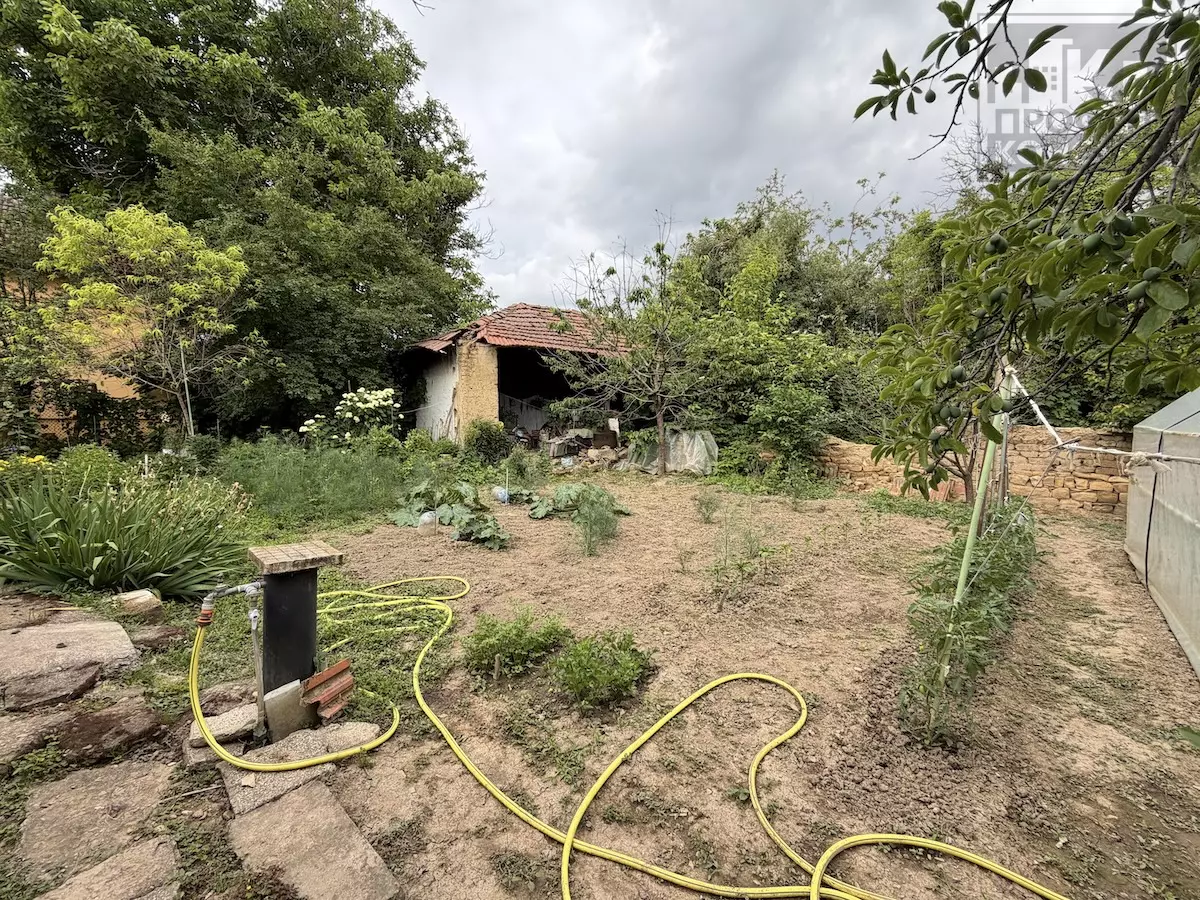 House Of 150 M² With Yard In Draganovo Village, Gorna Oryahovitsa Municipality