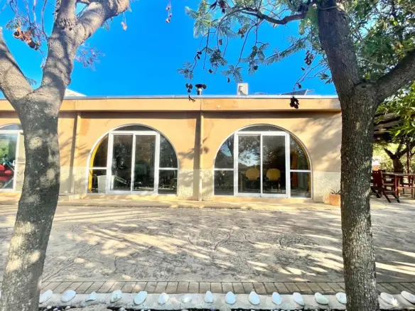 Country House Of 300 M² In Crevillent, Spain