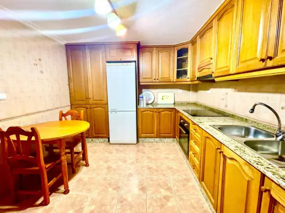 Town House Of 218 M² In Almoradi, Spain