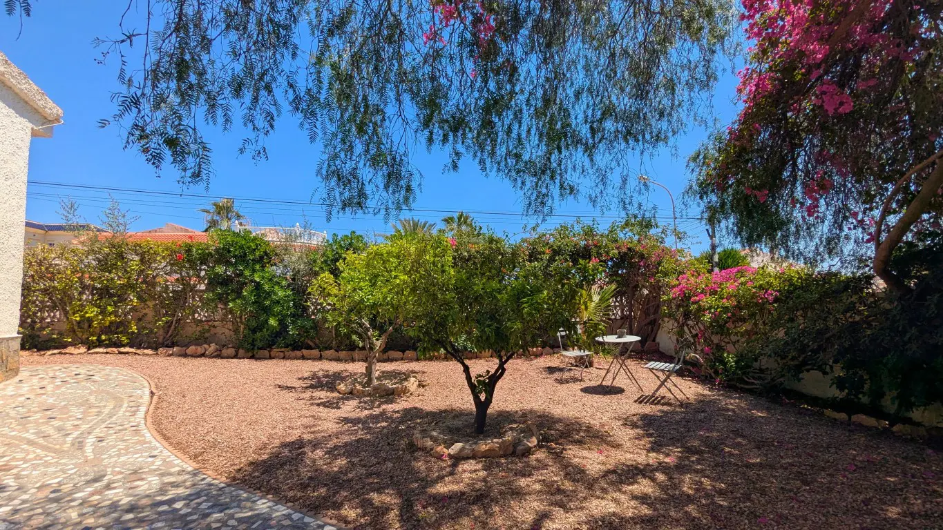 Detached Villa Of 214 M² In Ciudad Quesada, Spain