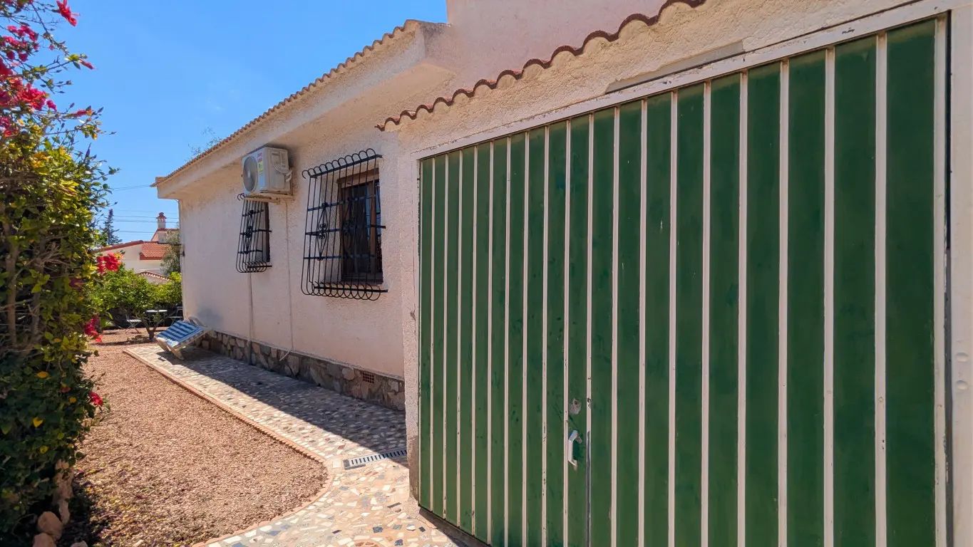 Detached Villa Of 214 M² In Ciudad Quesada, Spain