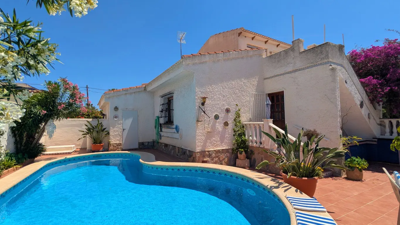Detached Villa Of 214 M² In Ciudad Quesada, Spain