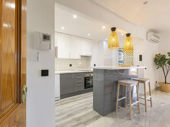 2-bedroom Property In Nueva Andalucía, Spain (100 M²)