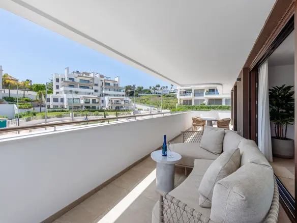 Apartment Of 115 M² With Sea Views In Estepona, Málaga, Spain